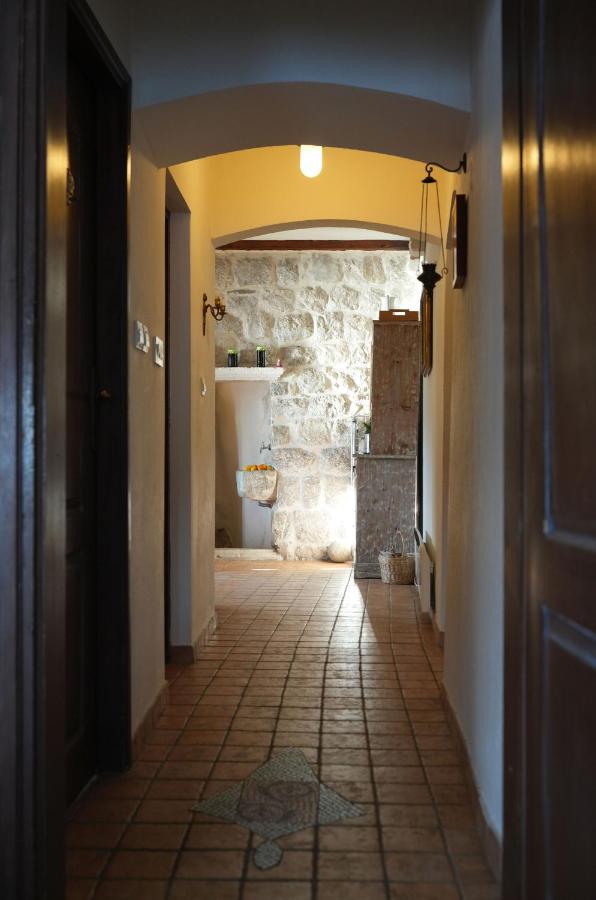 Dyonis Appartement Perast